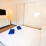 Medabode - Bright & Spacious In Swieqi, Malta Apartmán