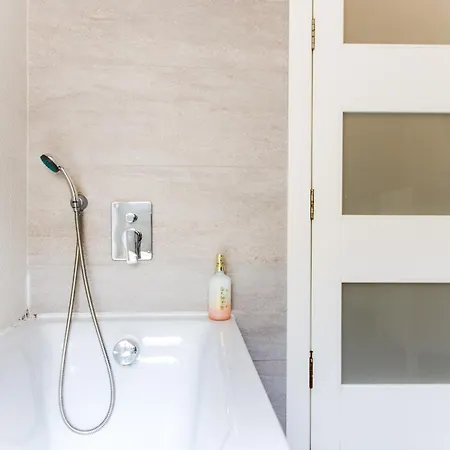 דירה Medabode - Bright & Spacious In Swieqi, Malta *