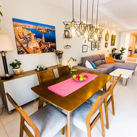 Medabode - Bright & Spacious In Swieqi, Malta Is-Swieqi
