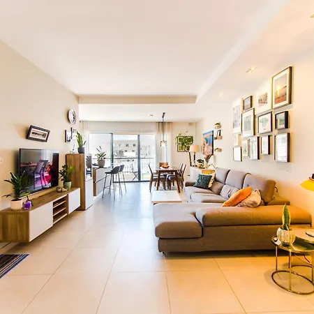 Medabode - Bright & Spacious In Swieqi, Malta Appartamento *