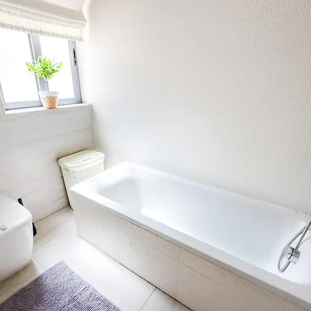 Medabode - Bright & Spacious In Swieqi, Malta Appartement Is-Swieqi