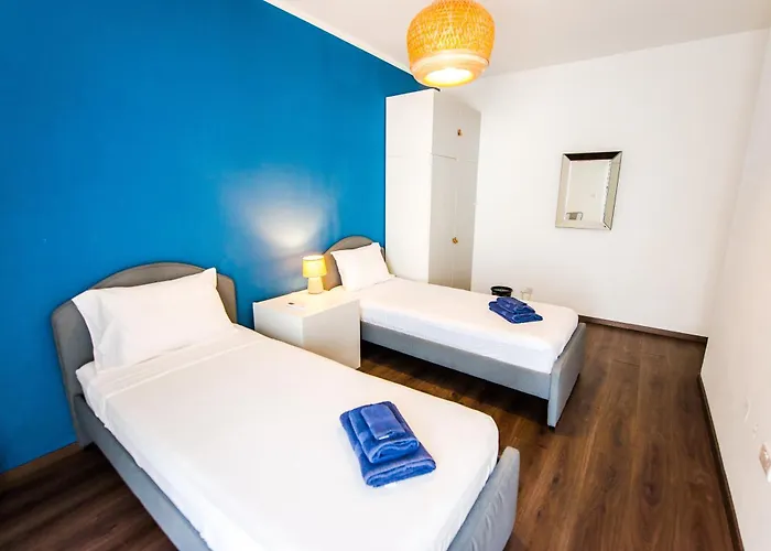 Medabode - Bright & Spacious In Swieqi, Malta Lägenhet